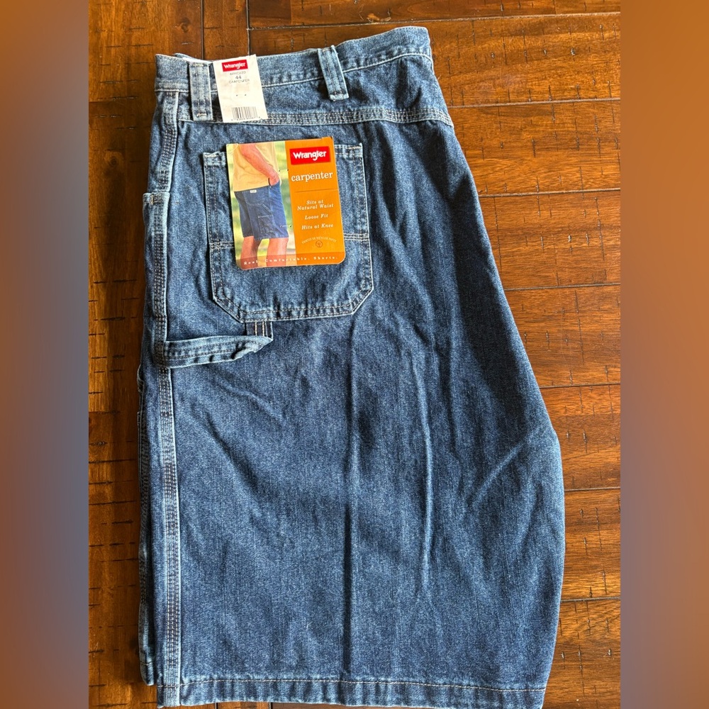 Wrangler Men's 100% Cotton Carpenter Jean Shorts -Size 44 - Durable & Dependable